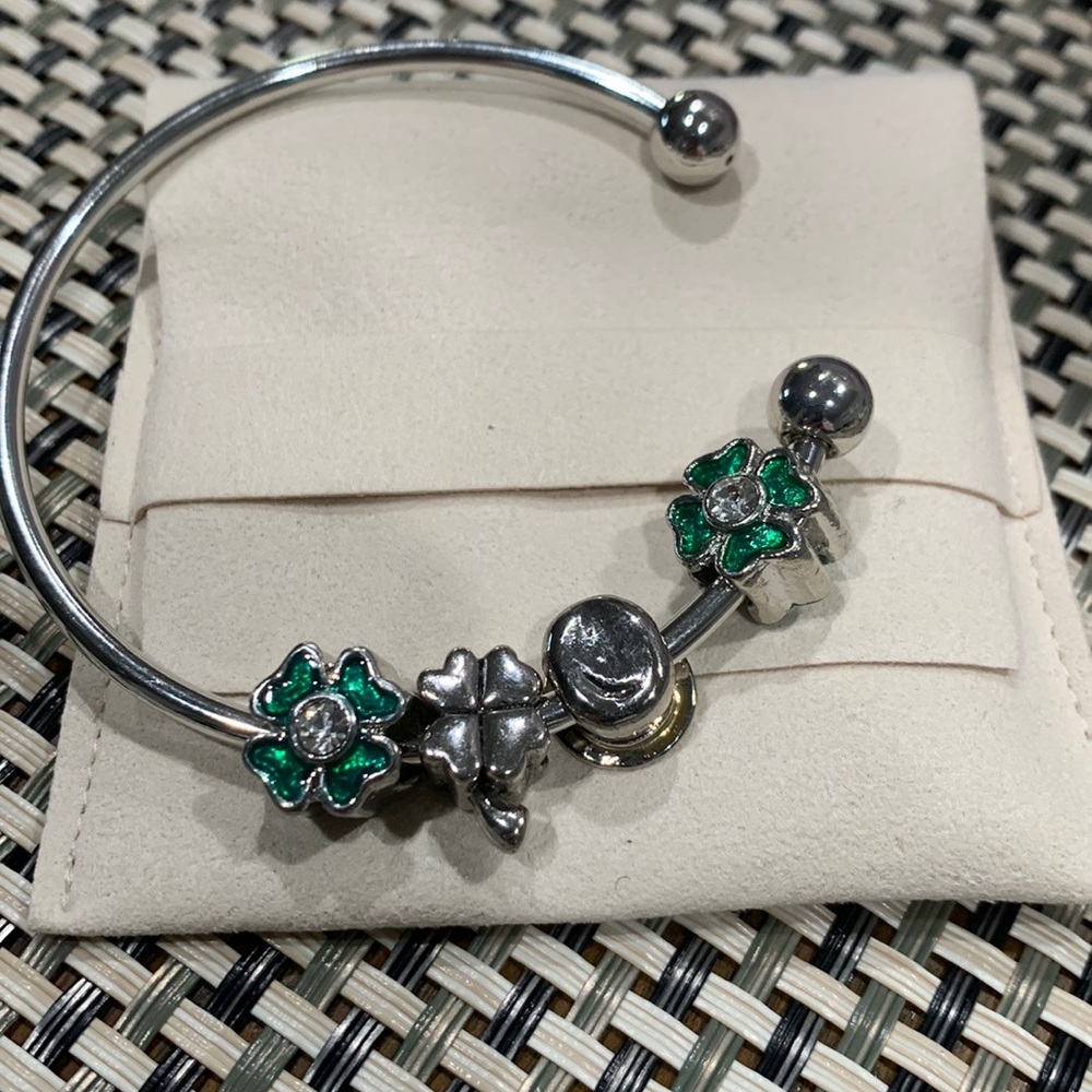 Lucky 🍀 Charm St. Patrick’s Day Bracelet